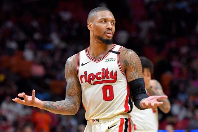 敢打敢拼！赵睿13中7砍下中国男篮最高的17分